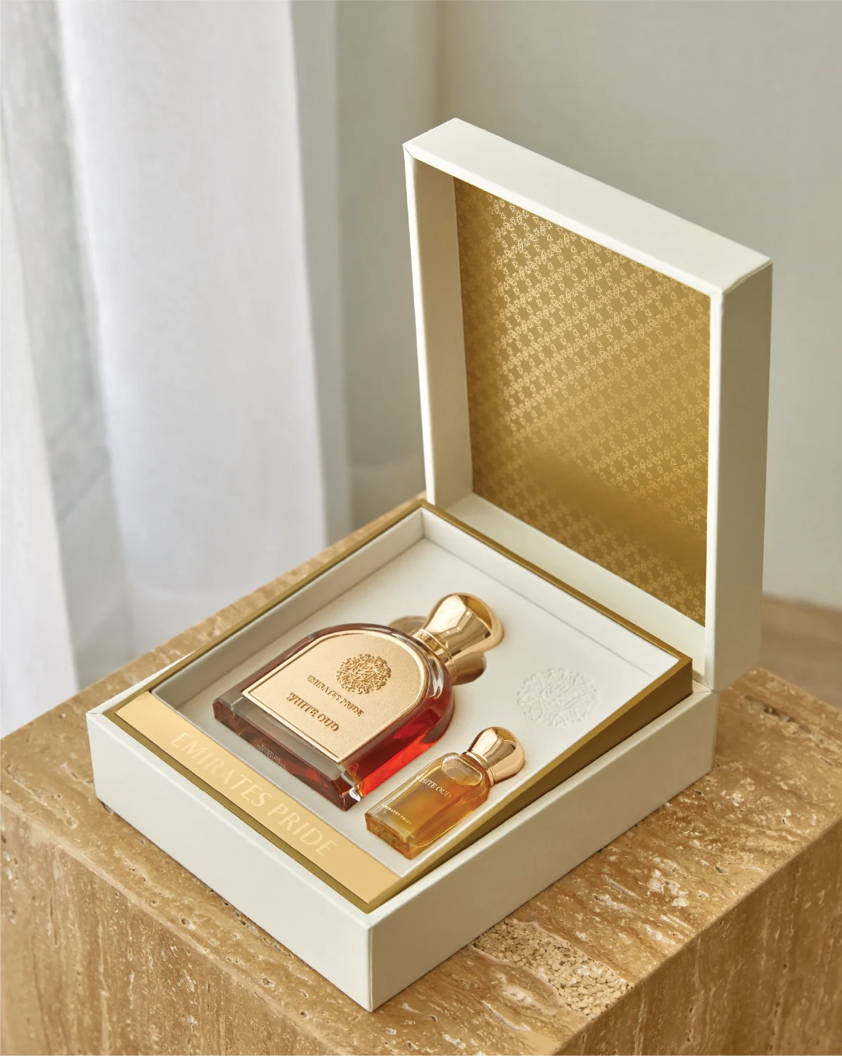 WHITE OUD