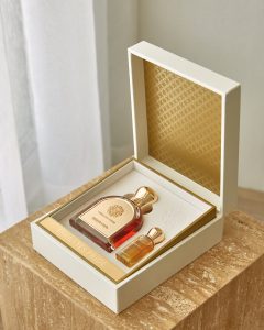 White oud perfume