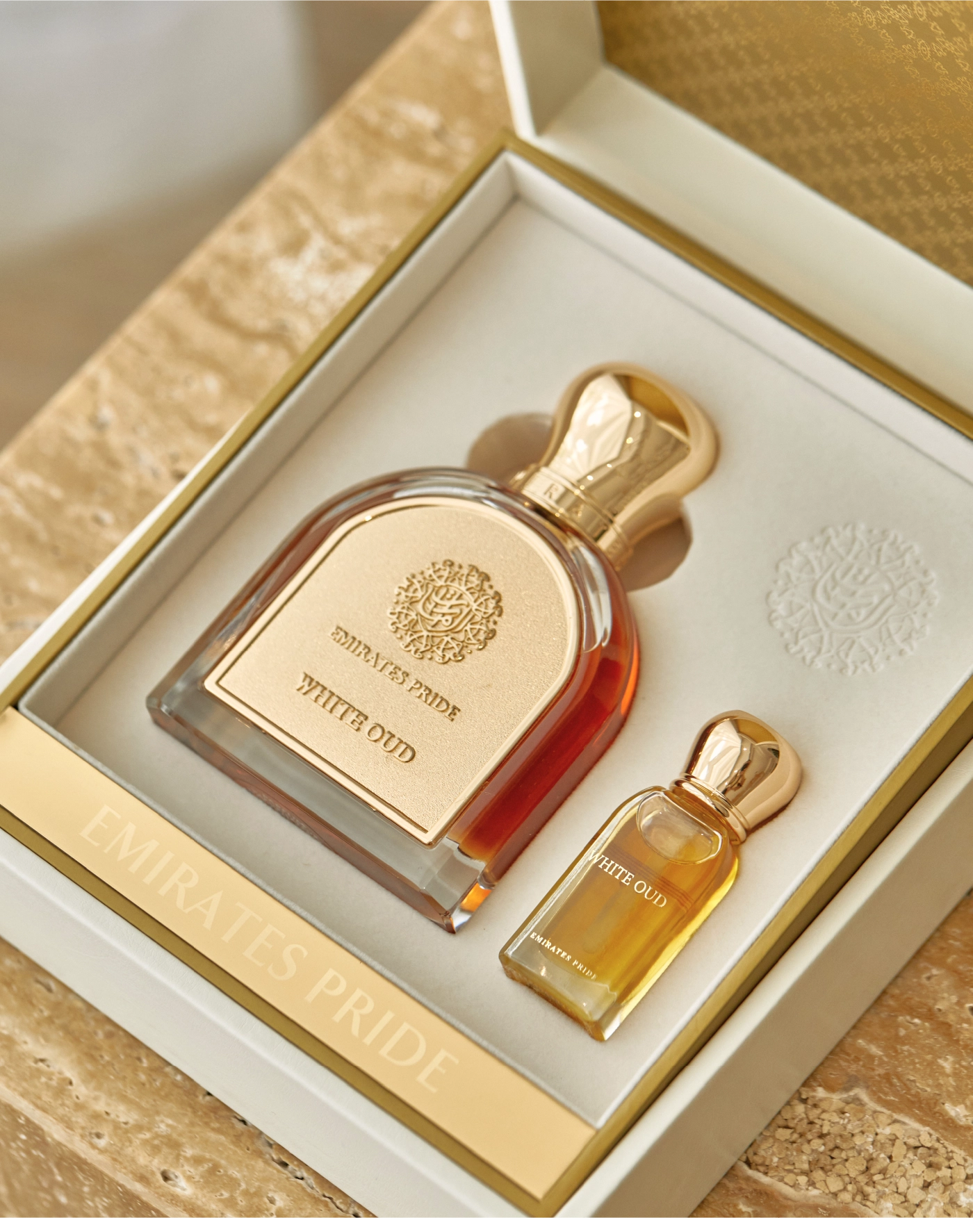 white oud